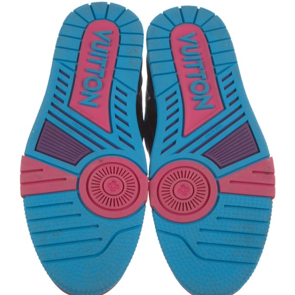 Louis Vuitton Monogram Trainer Sneakers - Picture 4 of 5